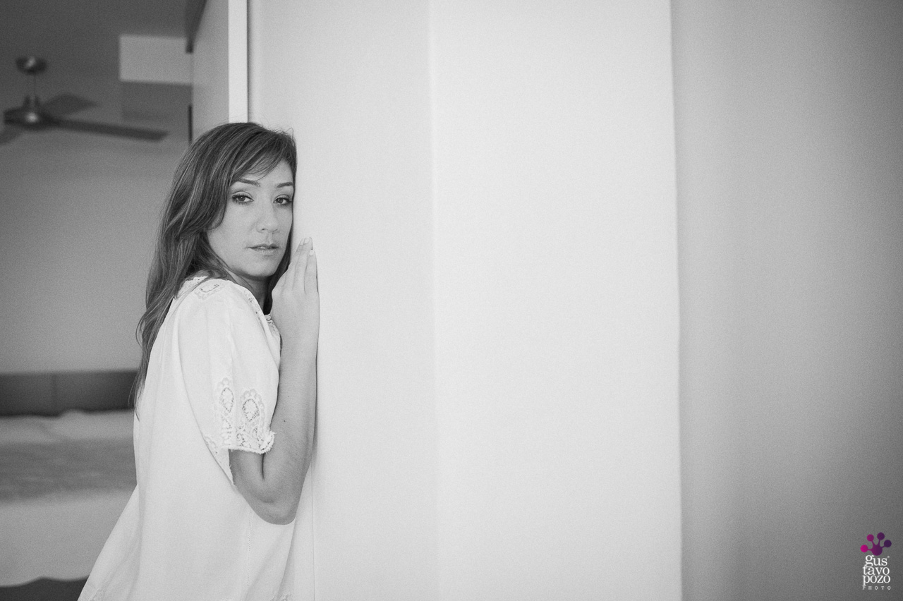 Fotografía intima y sugerente de retrato BOUDOIR