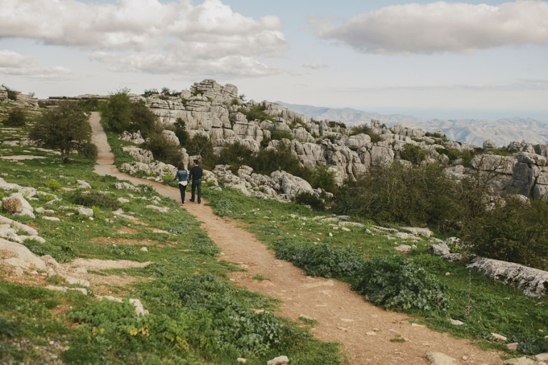 Fotografía de boda original en Torcal Antequera Málaga