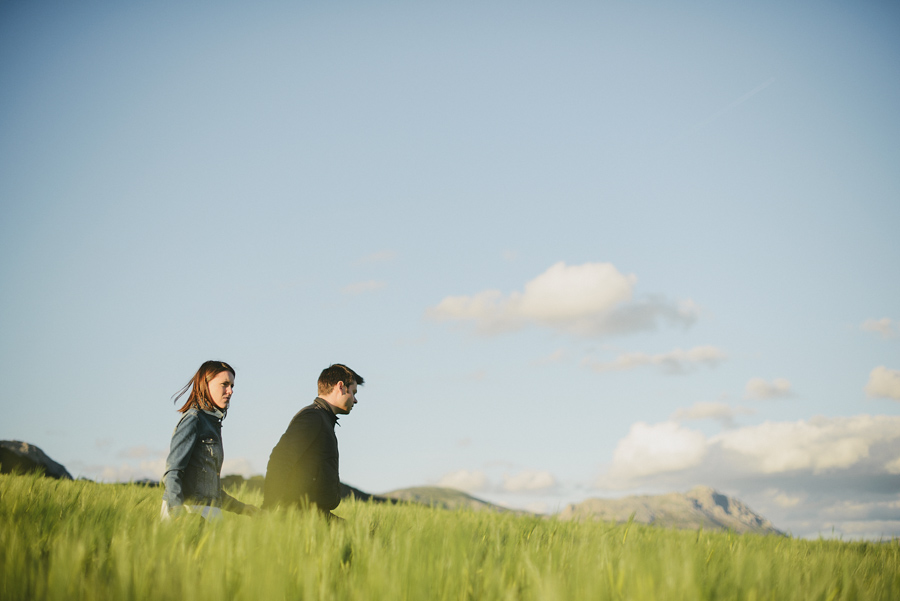 Fotografía de boda original en Torcal Antequera Málaga
