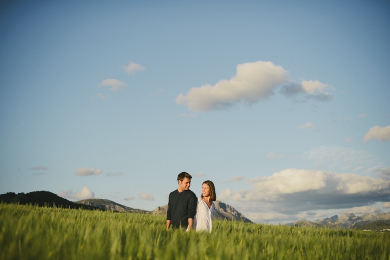 Fotografía de boda original en Torcal Antequera Málaga