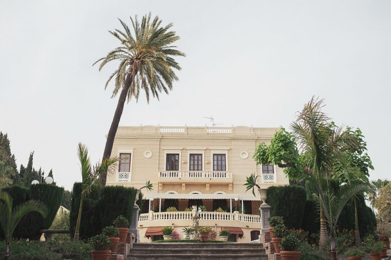 Fotografo boda original emotiva fotoperiodismo en Motril , Granada Malaga Jaén Boda en casa de los Bates