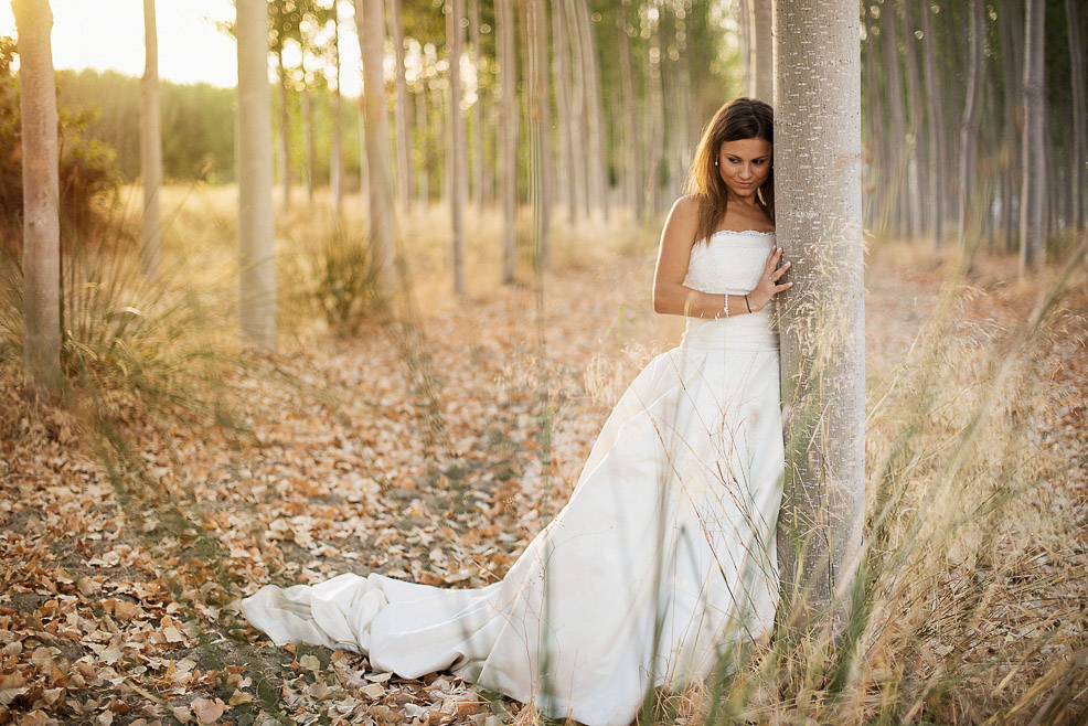 fotografía artistica de boda en el bosque