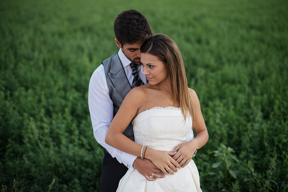 fotografía artística de boda en el campo