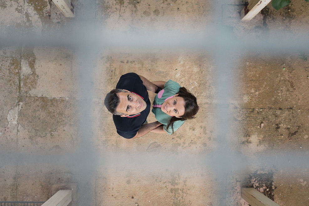 M Isabel y Juanjo , fotografía moderna de boda Preboda Jaén375 Fotos Originales de pareja en Jaén