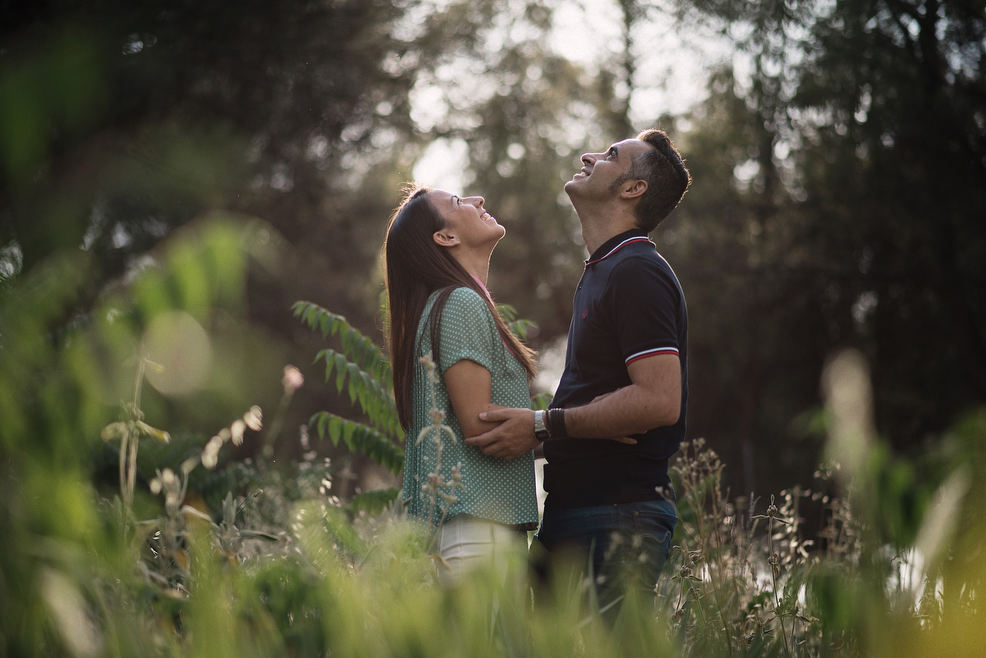 M Isabel y Juanjo , fotografía moderna de boda Preboda Jaén385