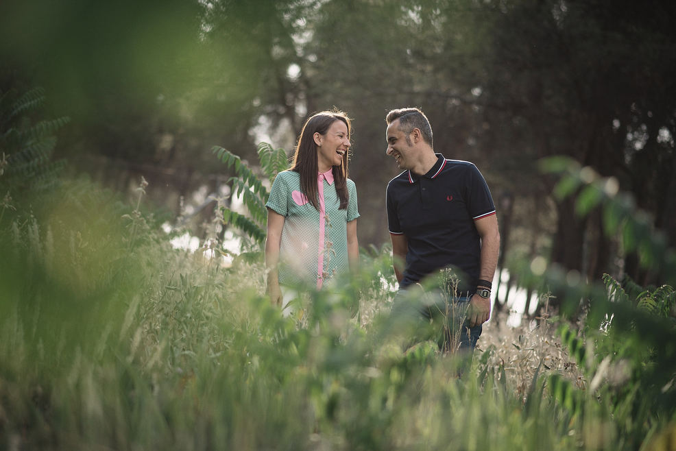 M Isabel y Juanjo , fotografía moderna de boda Preboda Jaén386