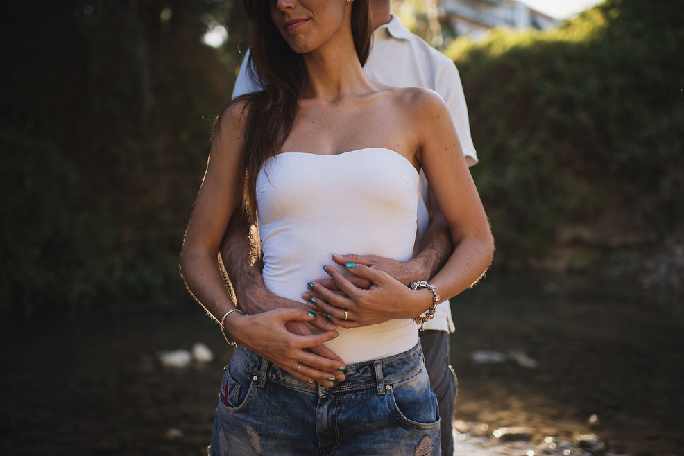 Alicia y Pablo fotos originales de pareja Jaén0199 Fotos Preboda en el Rio - Jaén - Fotografo de BODAS