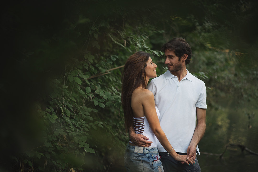 Alicia y Pablo fotos originales de pareja Jaén0205 Fotos Preboda en el Rio - Jaén - Fotografo de BODAS