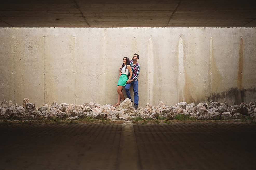 FOTOS ORIGINALES PREBODA CAMPO ANDALUCÍA SIERRA MÁGINA 023 Fotografía natural y moderna FOTOGRAFO de boda Jaén MANCHA REAL, JIMENA, JODAR